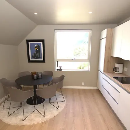 Odda Apartments Apartamento *