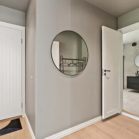 - 2br & 3br - Parking - T32