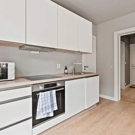 - 2br & 3br - Parking - T32