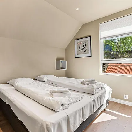 - 2br & 3br - Parking - T32 * Odda